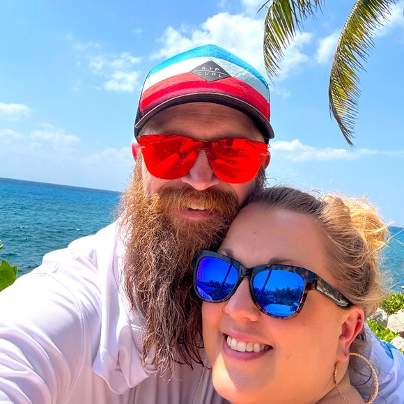 Meet the Posher Other - Meet your Posher, Casey